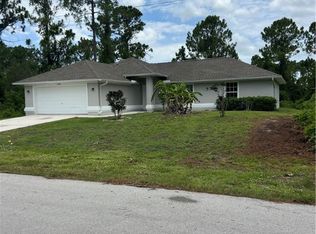 1038 Hunter St E, Lehigh Acres, FL 33971