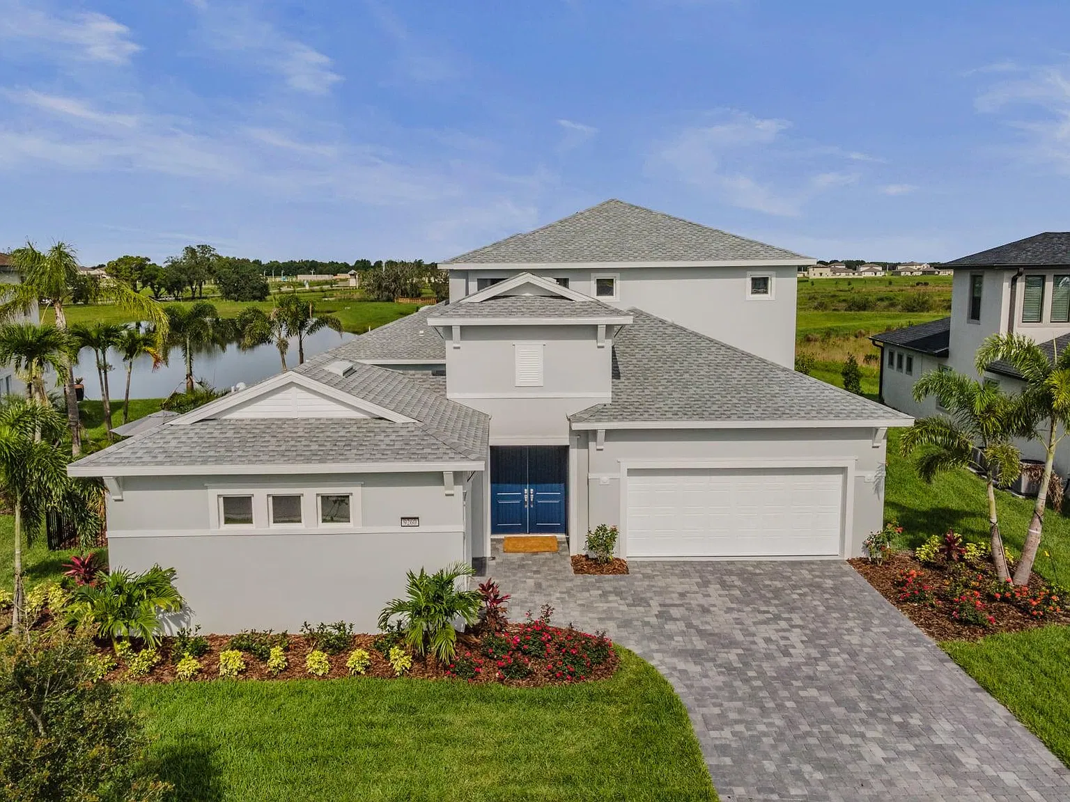 5 bed, 3.5 bath, 3252 sqft, $4,600 — Photo 1