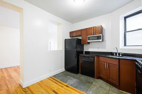 Rented by Keller Williams NYC | media 19