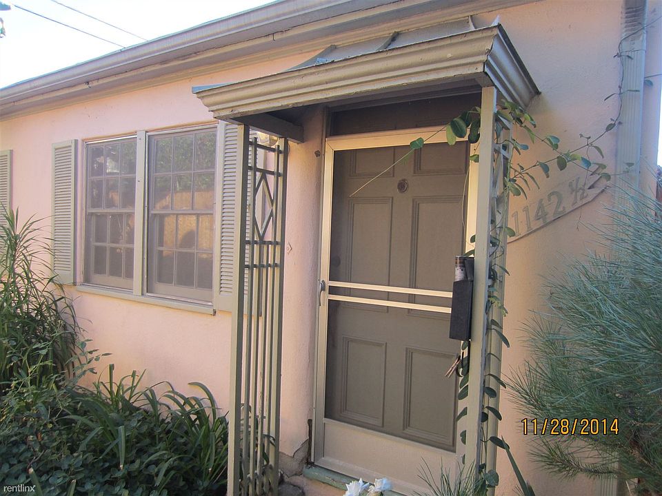1st image of 1137 N Vista St