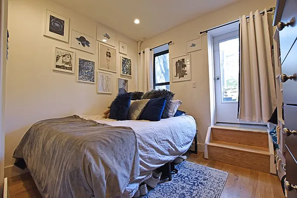 Rented by REAL New York | media 16