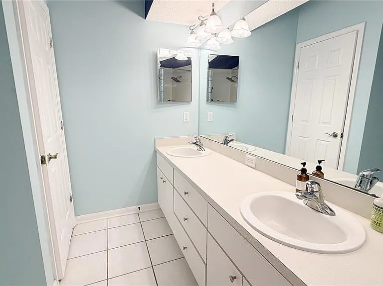 619 Schooner Bay Ct — Photo 14