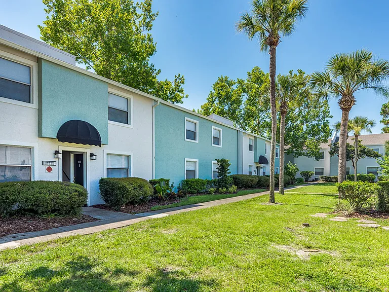 The Palms at Casselberry — Photo 21