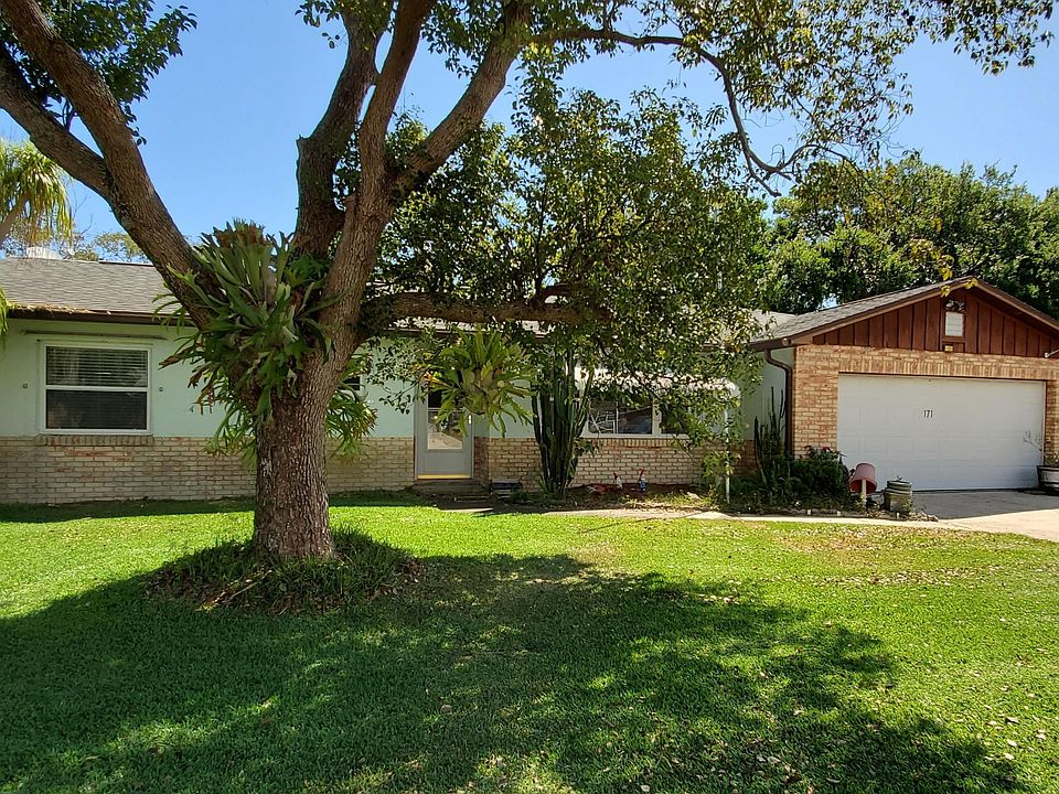 1st image of 171 Brandy Hills Dr