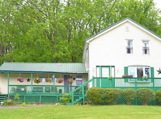 1513 Foote Rd, Lyons, NY 14489