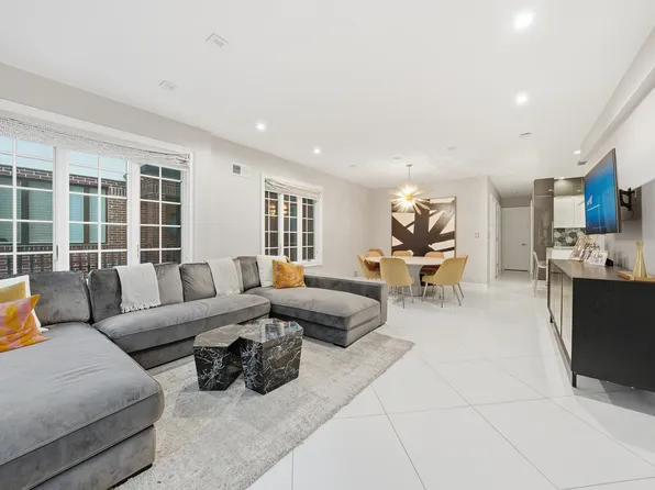 2115 Quentin Road image 2 of 25