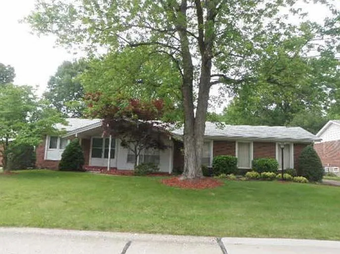 2155 W Wedgwood Dr photo 1