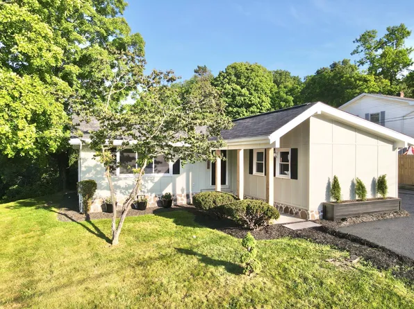 131 Redsky Rd, Princeton, WV 24739
