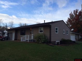 317 E Barck Ave, Luverne, MN 56156