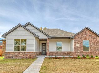 2812 Astor Dr, Norman, OK 73072