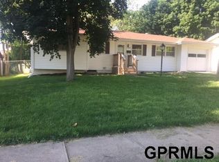 1209 Offutt Blvd, Bellevue, NE 68005