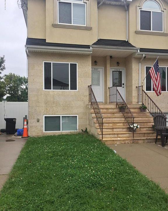 1st image of 1062 Rossville Ave