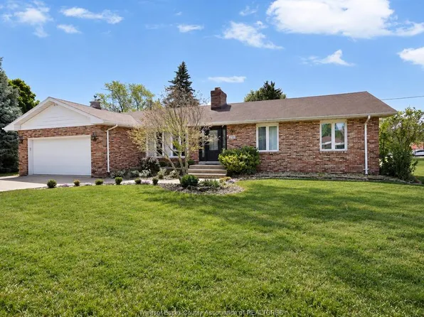 255 Fort St, Amherstburg, ON N9V 1C1