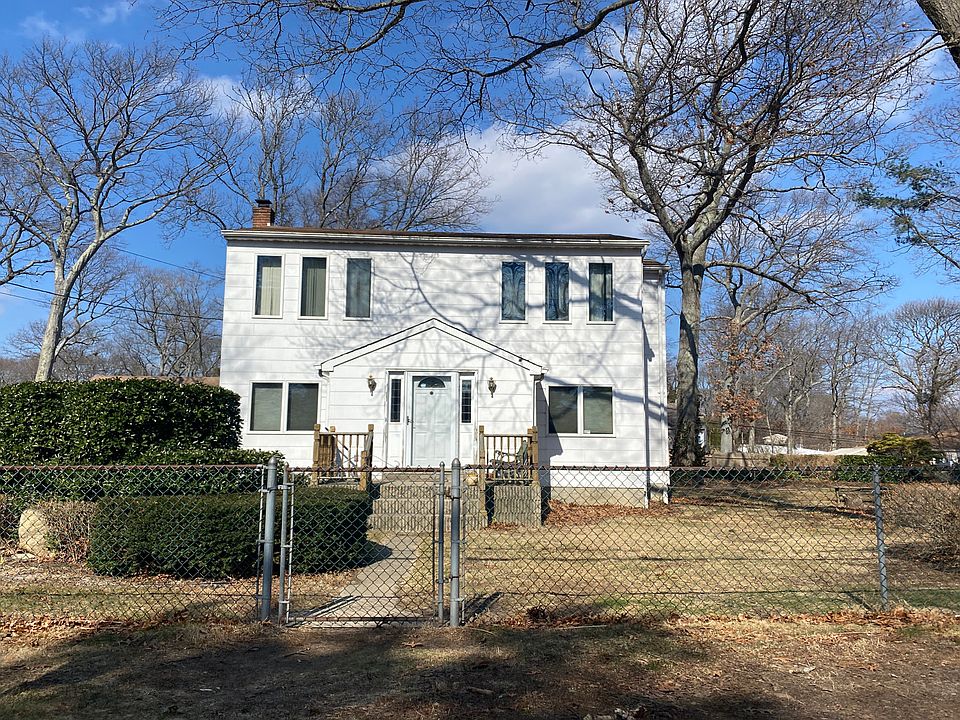 1st image of 289 Seminole St
