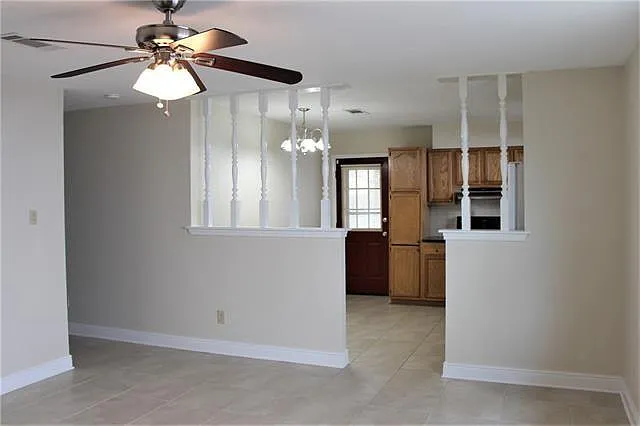 1242 Carrollton Ave — Photo 7