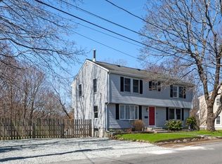 20 Leggs Hill Rd, Marblehead, MA 01945