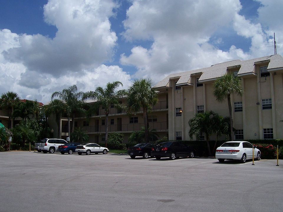 Wilton Manors/Hidden Harbors