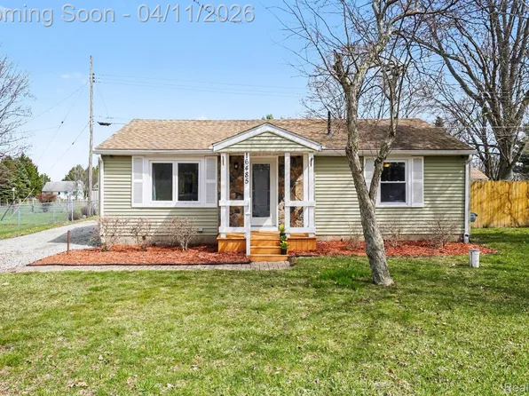 16485 Jennings Rd, Fenton, MI 48430