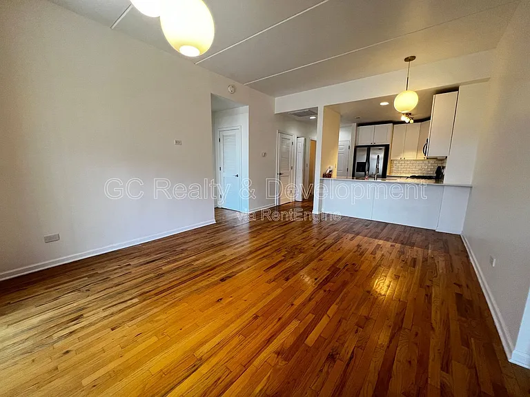 657 W Fulton St #402 — Photo 4