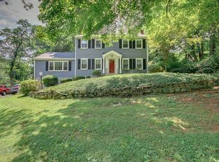8 Mill Race Pl, Glen Mills, PA 19342
