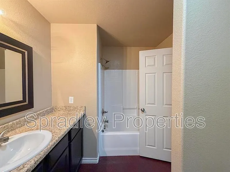 1514 Brady Way — Photo 16