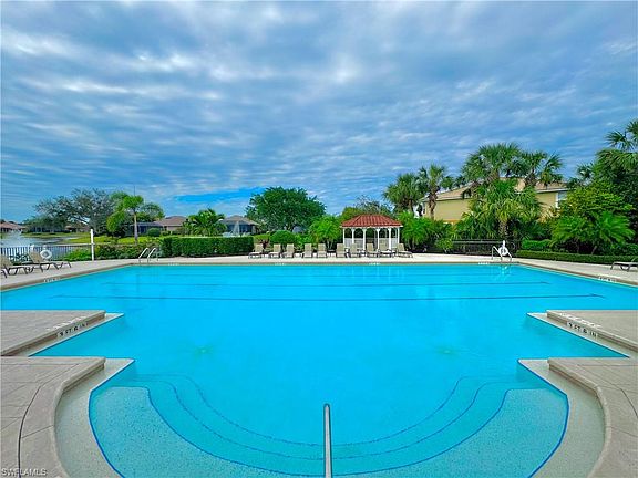 2nd image of 9729 Heatherstone River CT #2