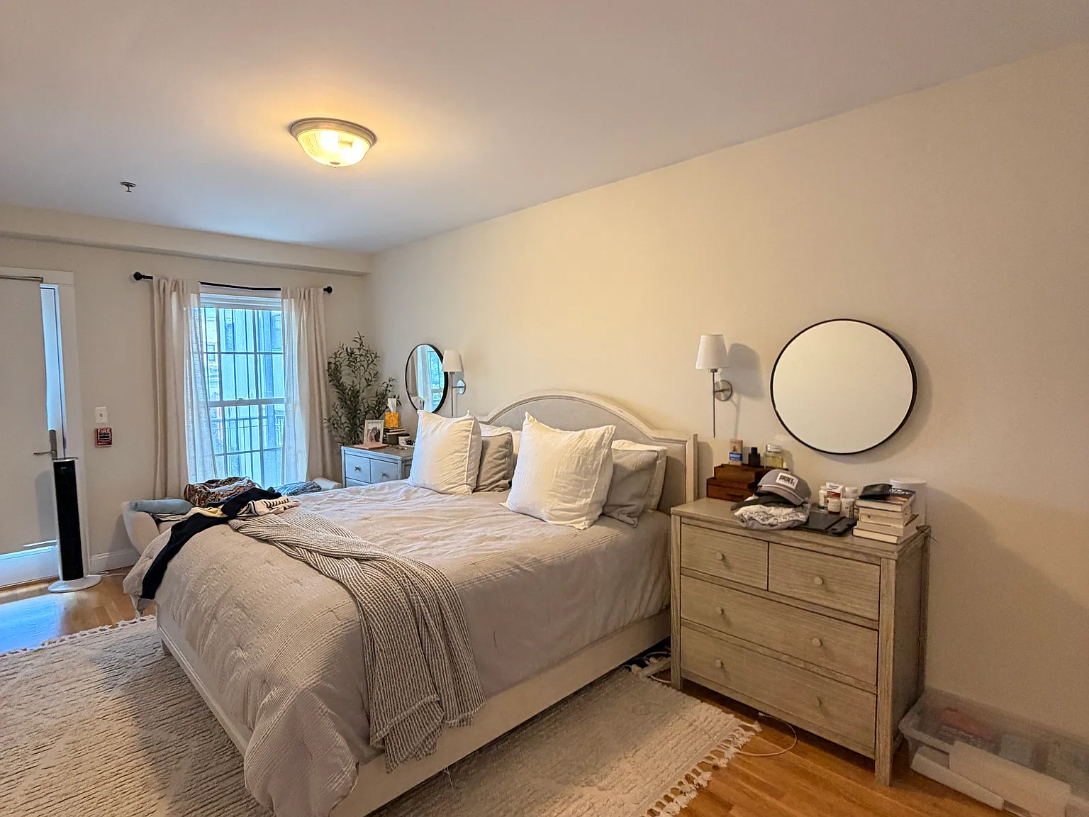 3 bed, $5,000 — Photo 4