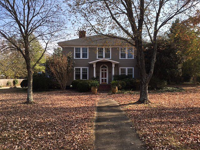 1st image of 35 Falls Ave