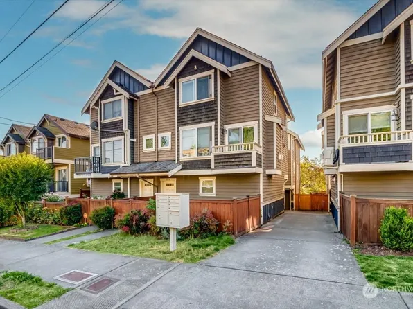 6741 24th Avenue NW #B, Seattle, WA 98117