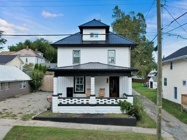498 Clarendon St, Newark, OH 43055