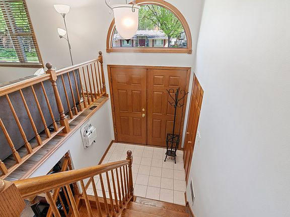 2nd image of 5920 Fairmont Dr