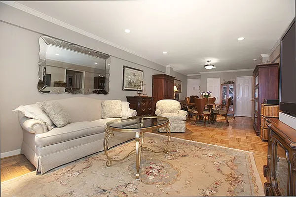 Sold by Tower Property Group | media 2