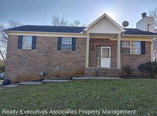 1927 Penwood Dr, Knoxville, TN 37922