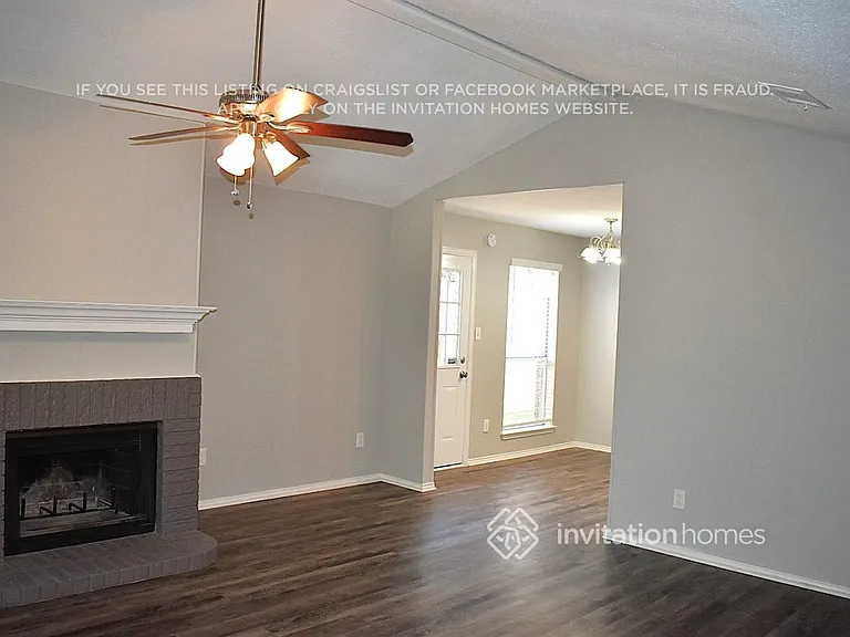 1111 Hidden Creek Dr — Photo 6