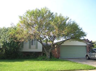2028 Logan Dr, Sterling Heights, MI 48310