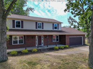 5 Pembrooke Ln, Huntington, WV 25705
