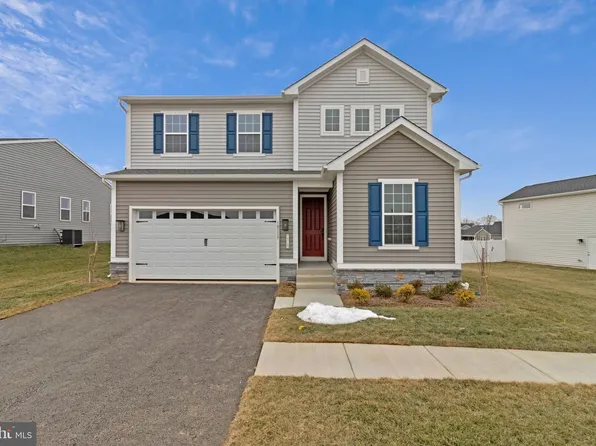 10119 Wilkes Dr, Williamsport, MD 21795