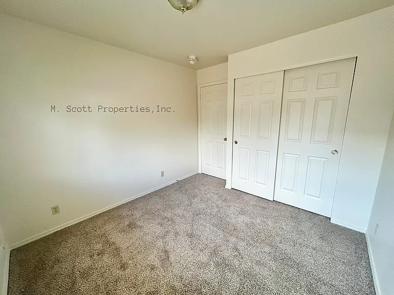 1449 N Marion Russell Dr — Photo 7