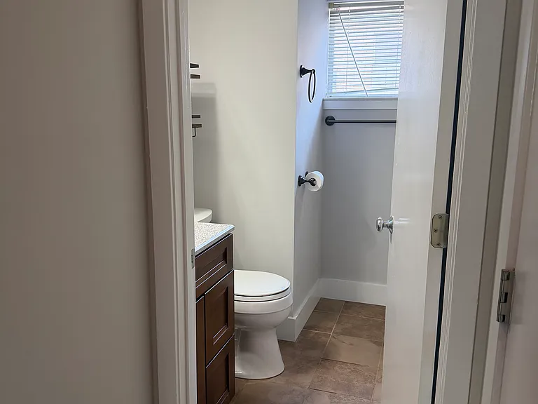 2028 Atherton Heights Ln — Photo 10