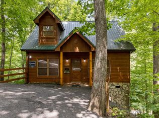 2457 N School House Gap Rd, Sevierville, TN 37876
