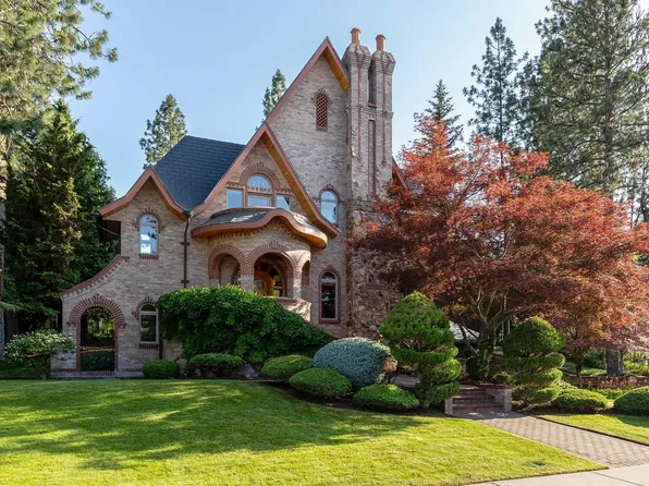 2010 E Pinecrest Rd, Spokane, WA 99203