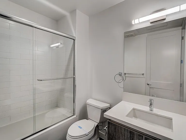 519 N Normandie Ave #6 — Photo 15