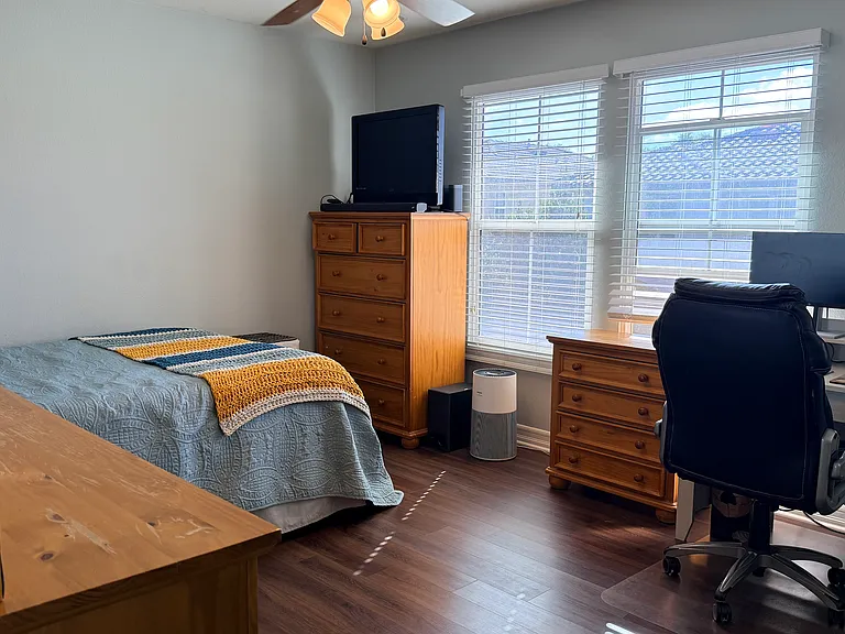 10517 Hollingsworth Way — Photo 12
