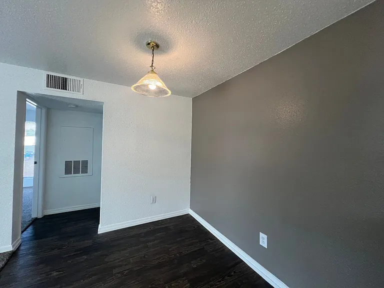 Cypresswood Crossing Apartments — Photo 25