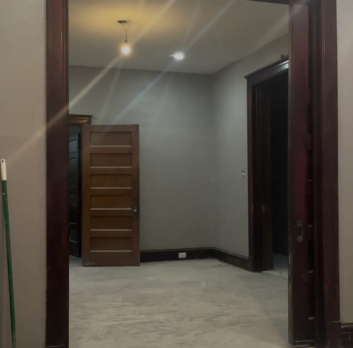 1 bed, 1250 sqft, $1,100 — Photo 3