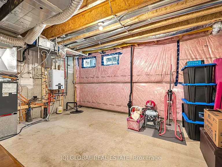 585 Colborne St #1303 — Photo 39