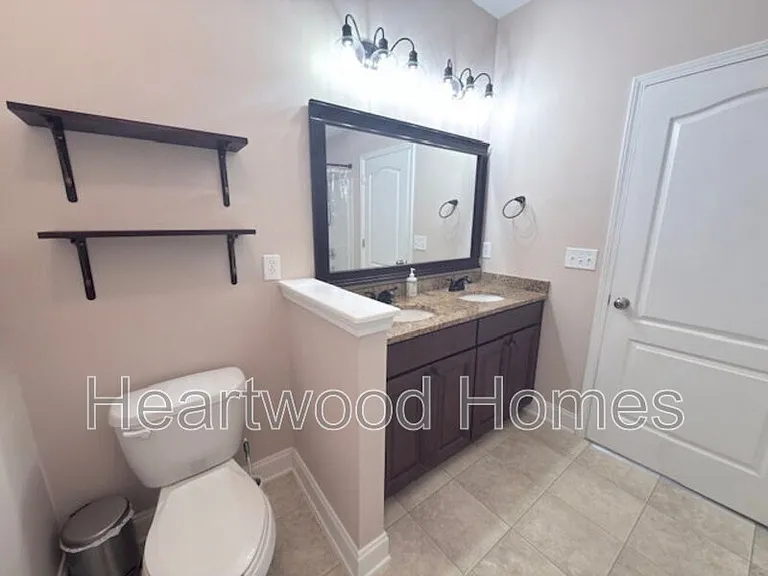 249 Blythe Creek Dr — Photo 7