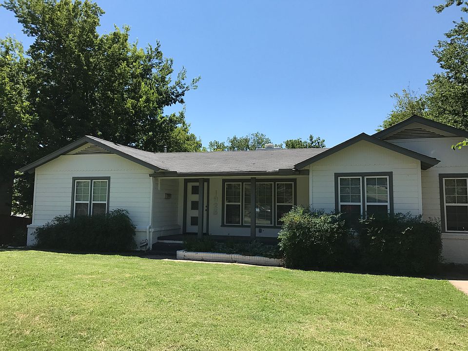 2nd image of 1925 N Denver Blvd