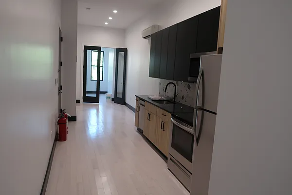314 Harman Street #3L