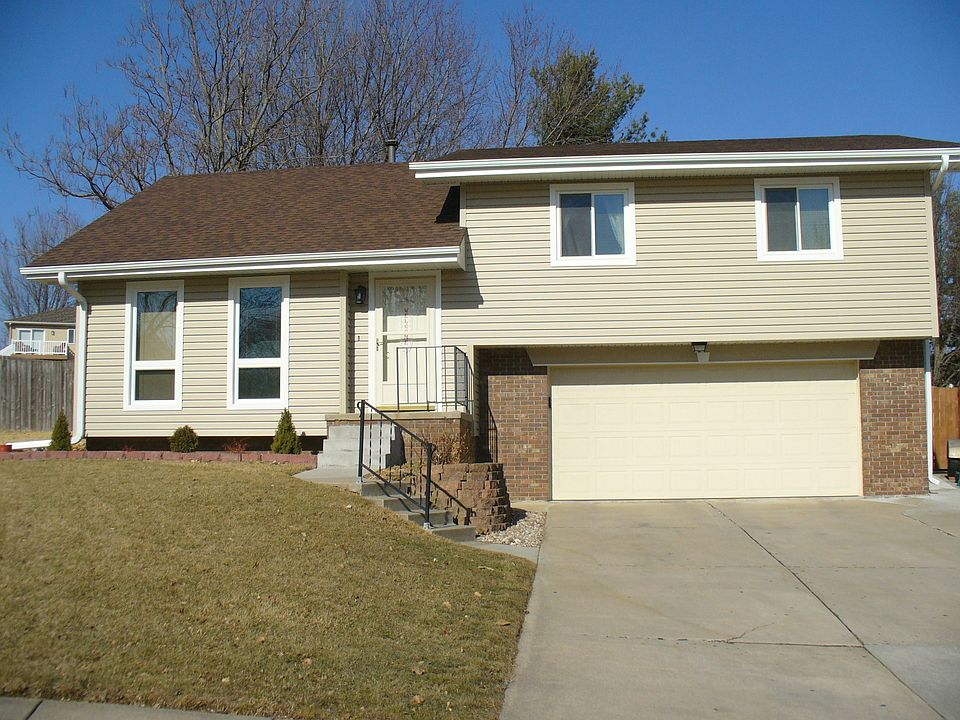 1st image of 1118 Crest Cir